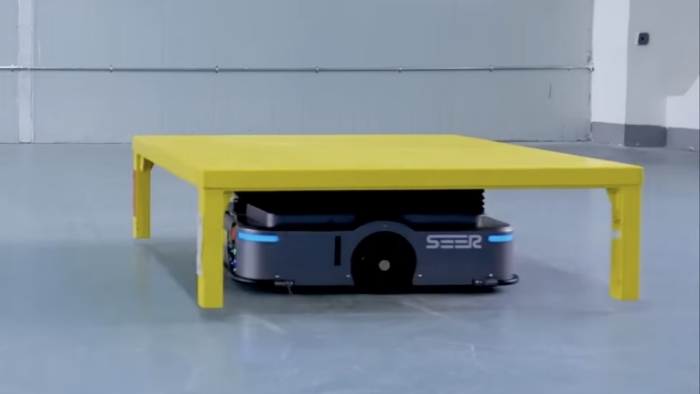 リフトアップ・スピン機構を搭載